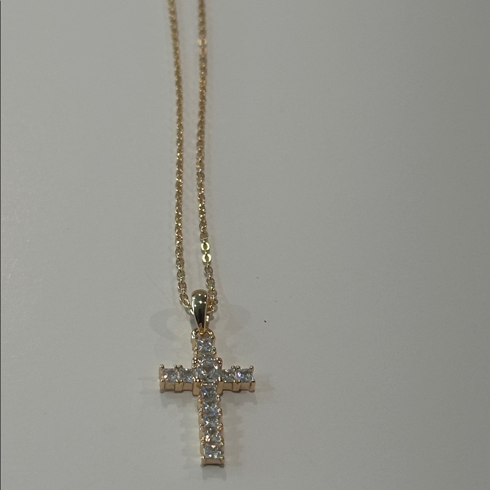 NWT Bleu Sage 14K Gold Plated Over Silver 18” Chain with 1” Crystal Cross.